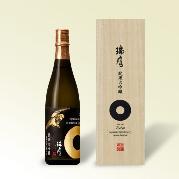 Zuiyō Junmai Daiginjō Gold Sake